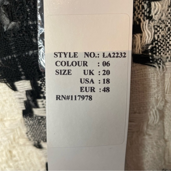 Peter Martin Black and White Houndstooth Jacket 20%wool - Picture 5 of 11